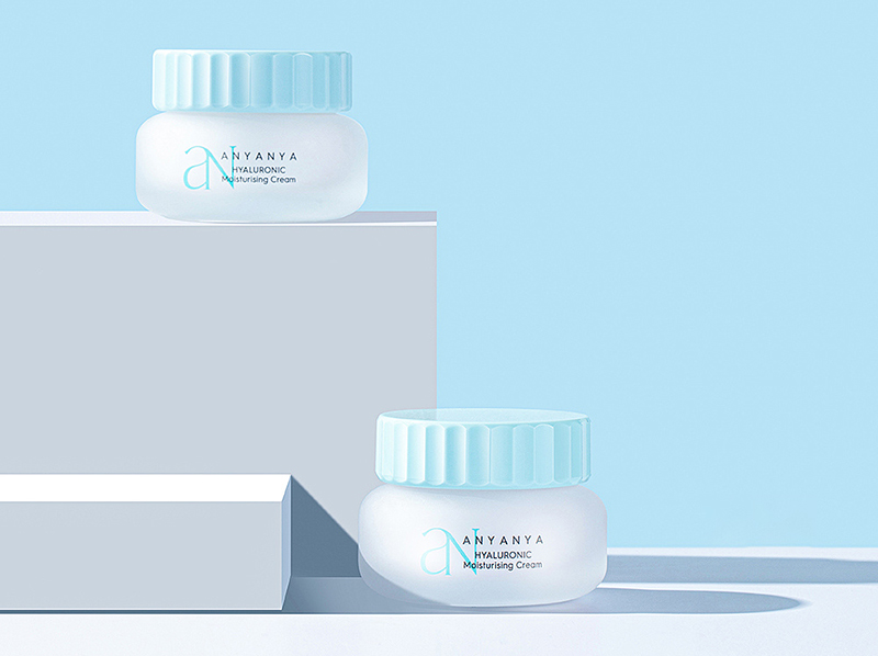 又一千億級(jí)市場(chǎng)在國(guó)人臉上誕生，它會(huì)是國(guó)產(chǎn)護(hù)膚品彎道超車的新機(jī)會(huì)？