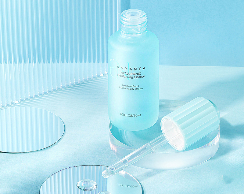 又一千億級(jí)市場(chǎng)在國(guó)人臉上誕生，它會(huì)是國(guó)產(chǎn)護(hù)膚品彎道超車的新機(jī)會(huì)？