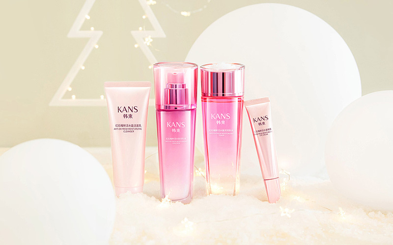 國貨美妝的“梳妝臺戰(zhàn)爭”：光榮之路，道阻且長