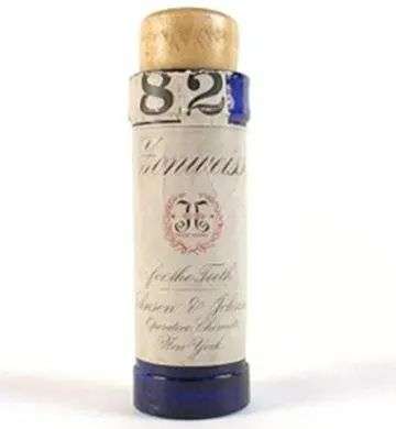 再也不用「擠牙膏」，高露潔換上的「潤滑劑」包裝，讓牙膏從此一滴不剩