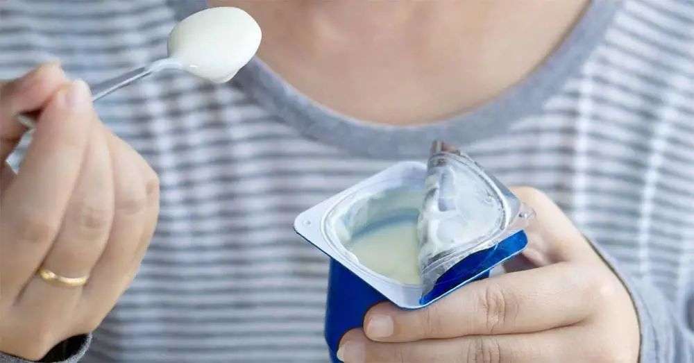 再也不用「擠牙膏」，高露潔換上的「潤滑劑」包裝，讓牙膏從此一滴不剩